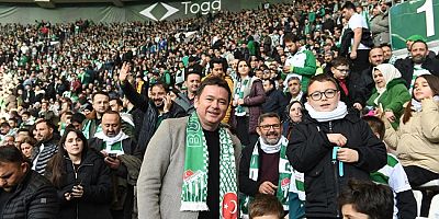 Başkan Aydın Osmangazili çocuklara Bursaspor sevgisi aşılıyor