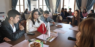 Osmangazi’de Gıdanın Geleceği Gençlerle Tasarlanıyor - Sürdürülebilir Gıda Yol Haritasını Gençler Hazırladı