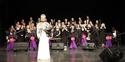 TÜRK SANAT MÜZİĞİ KOROSU’NDAN MUHTEŞEM KONSER